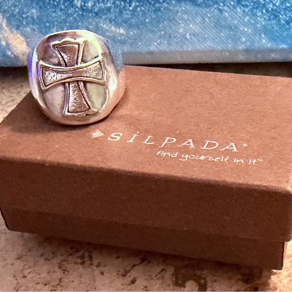 Silpada R2938 .925 Sterling Silver Affirmation Cross Ring RARE Size 8